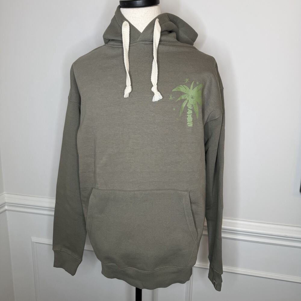 Free Planet Men’s Hoodie Sweatshirt Pullover Size Large Olive With Graphic Print